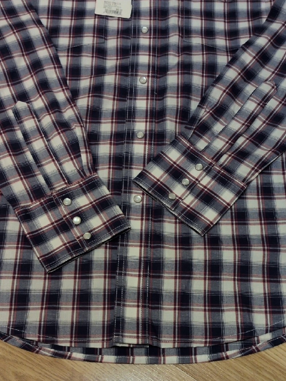 Wrangler Navy, Red and White Plaid Button-Down Shirt - Picture 6 of 9